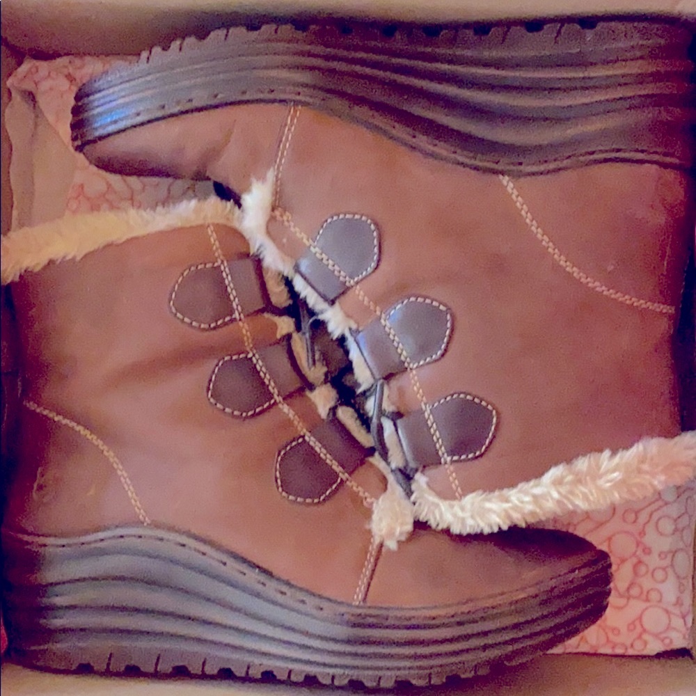 Bionica Genova Lace-Up Booties